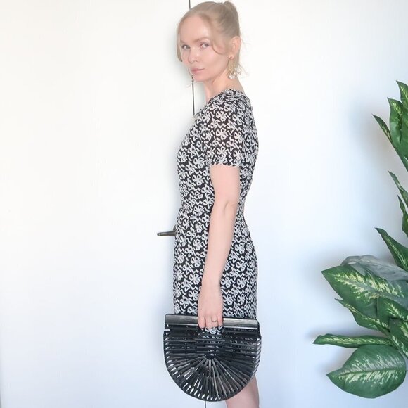 J. Crew Black & White Short Sleeve Crew Neck Mini Dress w Bow Tie Pattern Size 4 - Picture 5 of 12